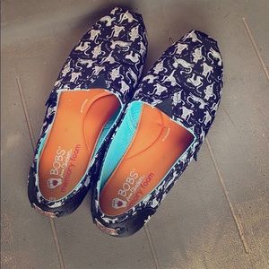 Bobs sketchers cat print 9W